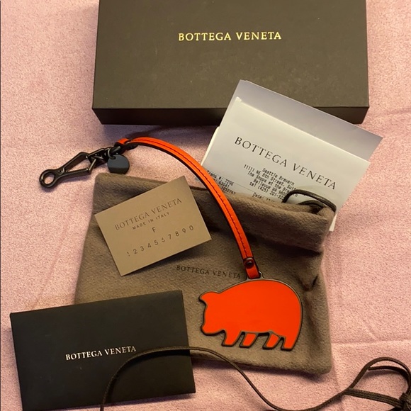 Bottega Veneta Pig Keychain or Bag Charm - Picture 8 of 8